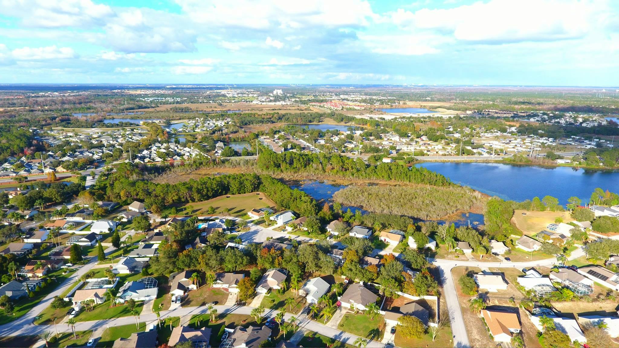 Aerial view of the city of Davenport FL